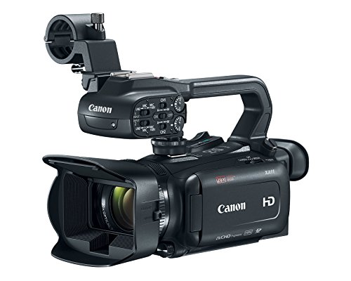 canon vlogging camera with flip screen